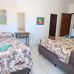 Casa super arejada no melhor de Miramar