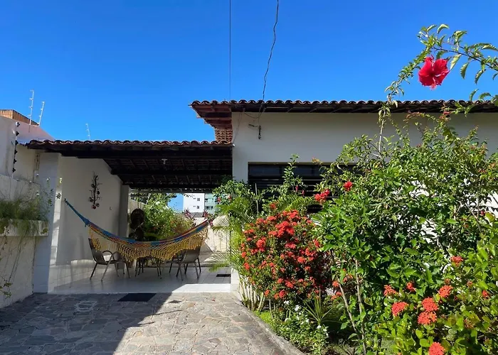 Casa super arejada no melhor de Miramar